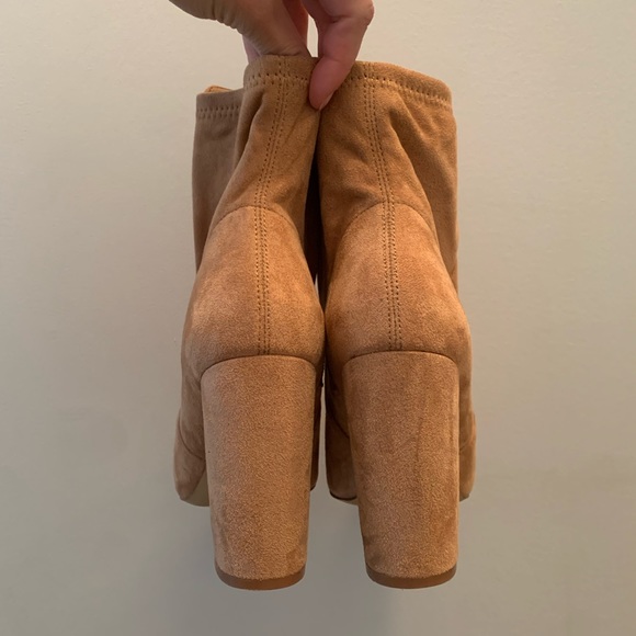 Aurellane Ankle Boots - Picture 4 of 9